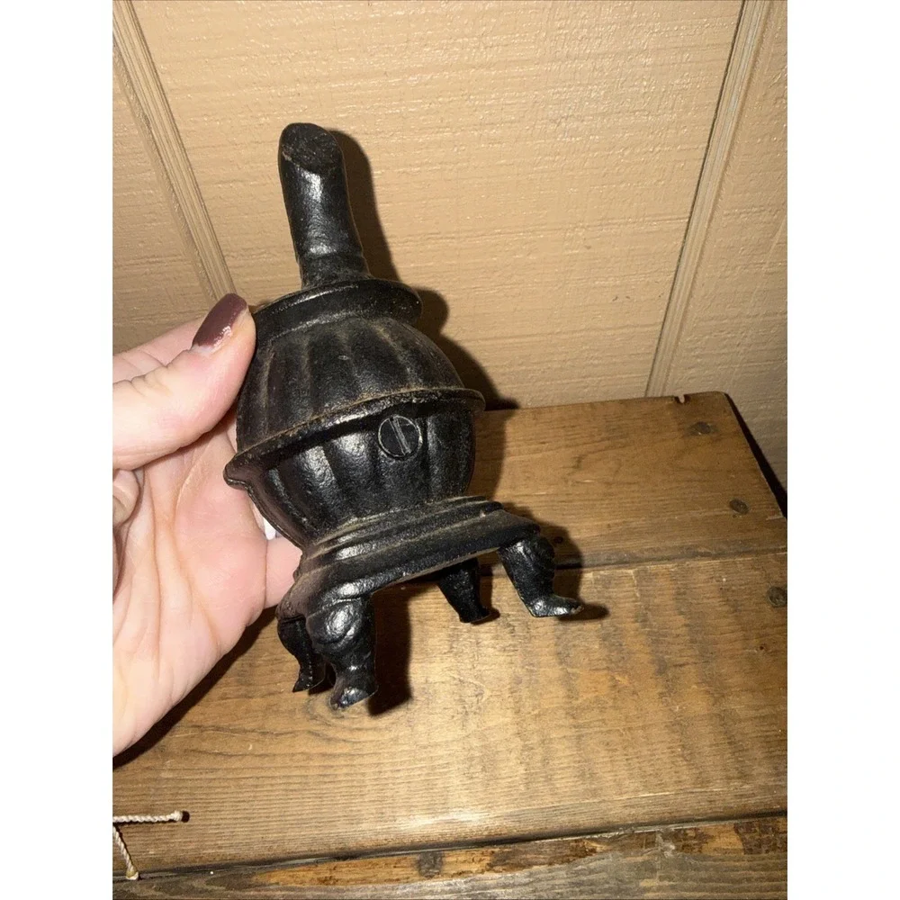 Vintage Miniature‎ Cast Iron Stove